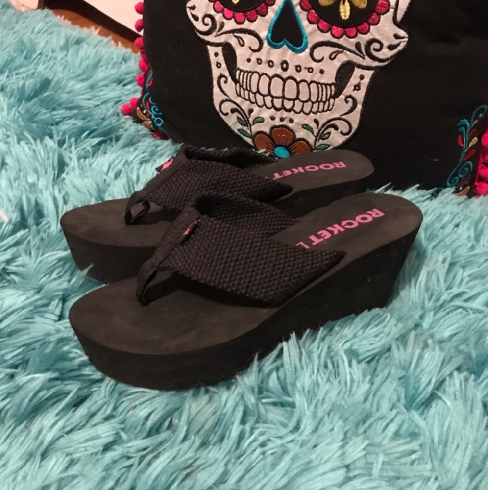 Rocket Dog Wedge Flip Flop